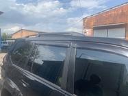 Toyota Land Cruiser Prado 120 2002–2009 Černé turecké střešní ližiny Plastové patky fotografie 15