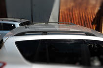 Toyota Rav 4 2006–2013 Černé turecké střešní ližiny Dlouhý rozvor, plastové patky fotografie 6