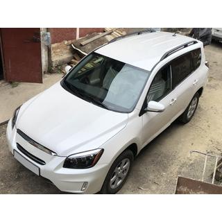 Černé turecké střešní ližiny Toyota Rav 4 2006–2013 fotografie 2