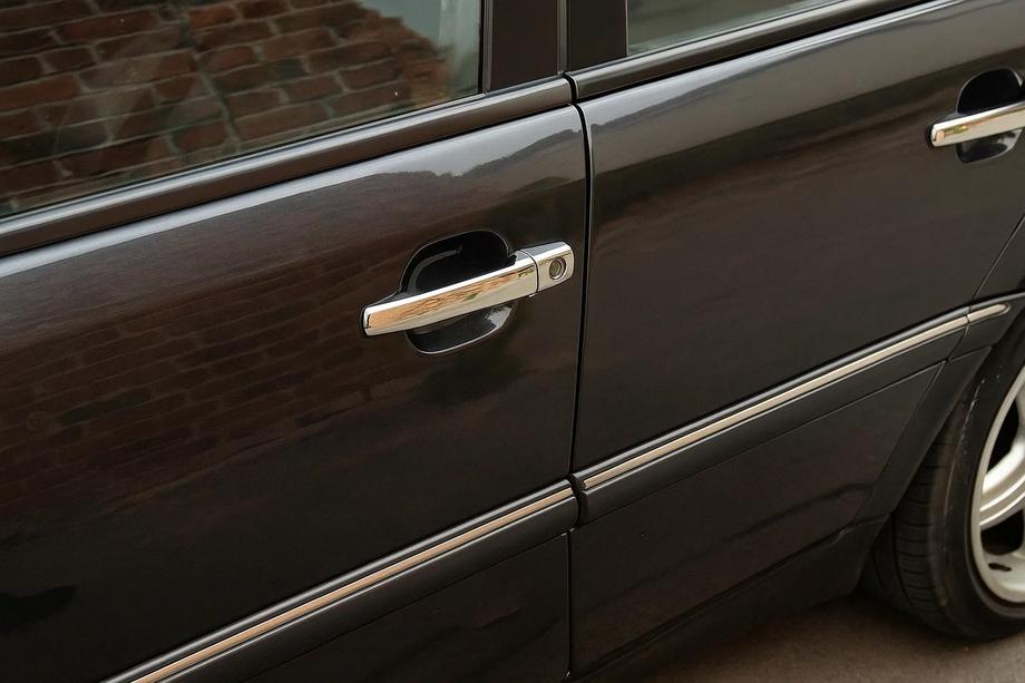 Mercedes C-class W202 1993–2001 Chromové kryty klik dveří (4 ks, nerez) Image