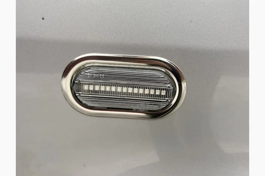 Volkswagen T5 2010–2015 Chromované kryty blinkrů OmsaLine (2 ks, nerez) Image