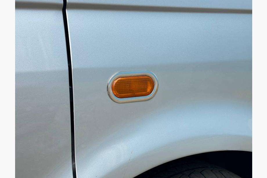 Volkswagen T5 Multivan 2003–2010 Chromové kryty blinkrů (2 ks, nerez) Fotografie 7