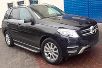 Mercedes GLE/ML třída W166 2011–2018 Boční nášlapy BlackLine (2 ks, hliník) fotografie 1