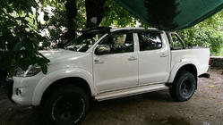 Toyota Hilux 2006–2015 Sluneční clona čelního skla (na konzolách) fotografie 3