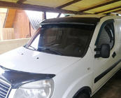 Fiat Doblo I 2005–2010 Sluneční kšilt na čelní sklo (černý lesk, 5 mm) fotografie 6