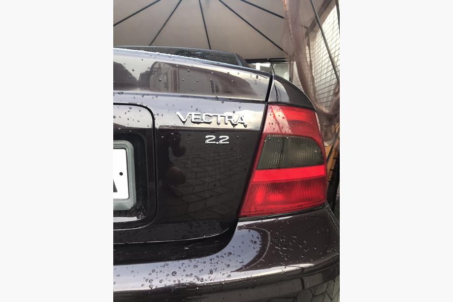 Opel Vectra B 1995–2002 Nápis Vectra (Turecko) Image