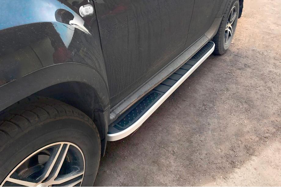 Dacia Duster 2008–2018 Boční nášlapy Tayga Grey V2 (2 ks, hliník) Image