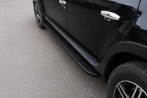 Dacia Duster 2008–2018 Boční prahy Tayga V1 Black (2 ks, hliník) fotografie 1