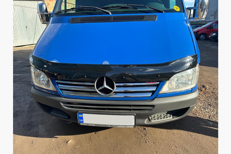 Mercedes Sprinter W901/902/903/904/905 1995–2006 Deflektor kapoty 2000-2006 (EuroCap) Fotografie 3