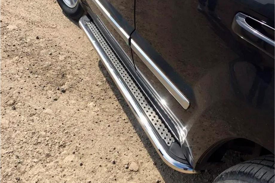 Jeep Grand Cherokee WK 2004–2010 Boční prahy Maydos V2 (2 ks, nerez) Image