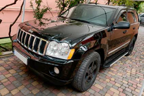 Jeep Grand Cherokee WK 2004–2010 Boční nášlapy Maya V1 (2 ks, hliník) fotografie 1