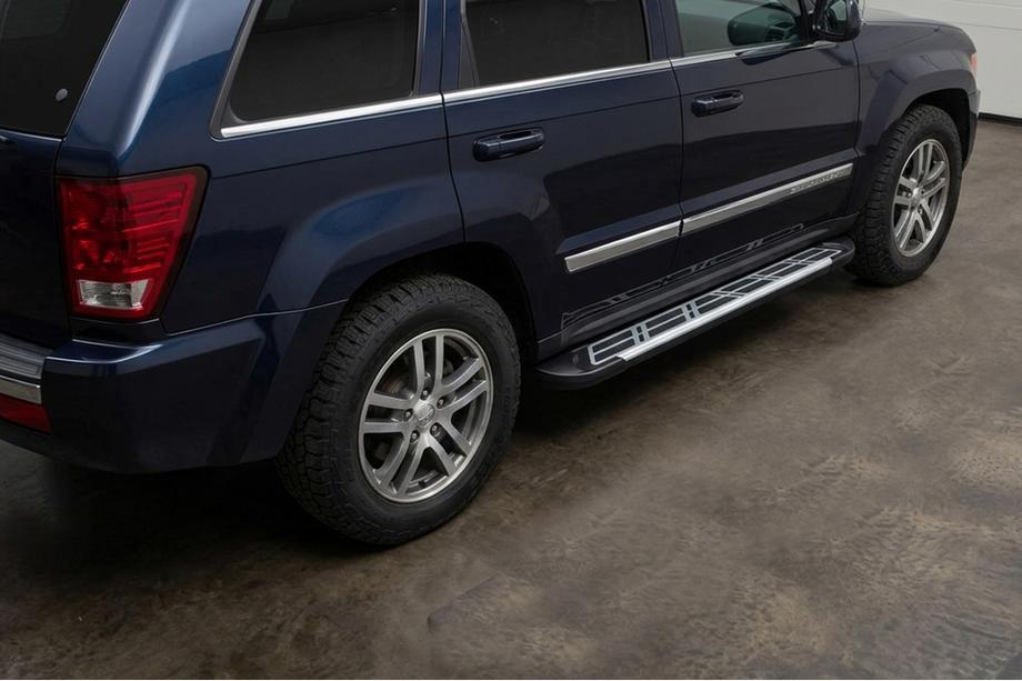 Jeep Grand Cherokee WK 2004–2010 Boční nášlapy Sunrise (2 ks, hliník) Image