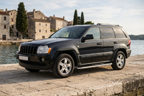 Jeep Grand Cherokee WK 2004–2010 Boční nášlapy Maydos V1 (2 ks, hliník / nerez) fotografie 1