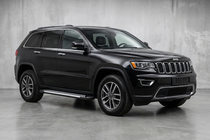Jeep Grand Cherokee WK2 2010–2021 Boční nášlapy Line (2 ks, hliník) fotografie 1