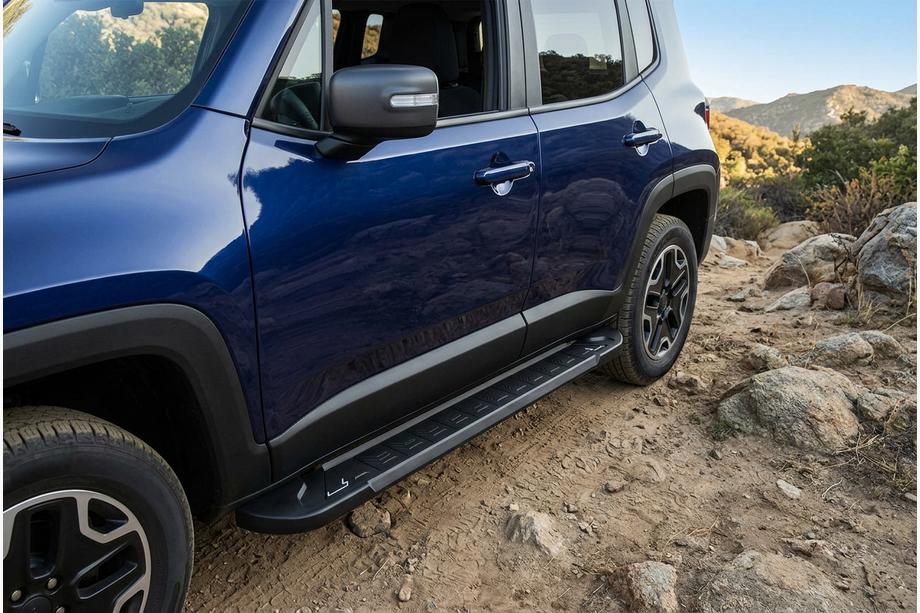 Jeep Renegade 2014– Boční nášlapy RedLine Black (2 ks, hliník) Image