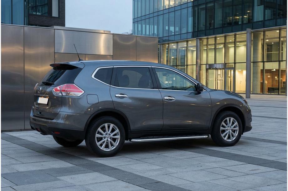 Nissan X-trail T32/Rogue 2014–2021 Boční nášlapy Maydos V1 (2 ks, hliník / nerez) Image