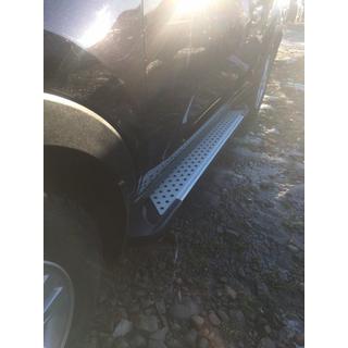 Boční nášlapy Allmond Grey (2 ks, hliník) Kia Sportage 2010–2015 fotografie 4