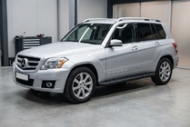 Mercedes GLK třída X204 2008–2015 Boční prahy Bosphorus Black (2 ks, hliník) fotografie 2