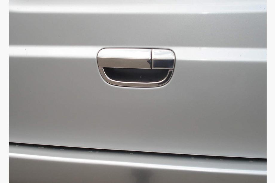 Mercedes Viano 2004–2014 Nerezový kryt kliky zadních dveří OmsaLine – italská nerezová ocel Image