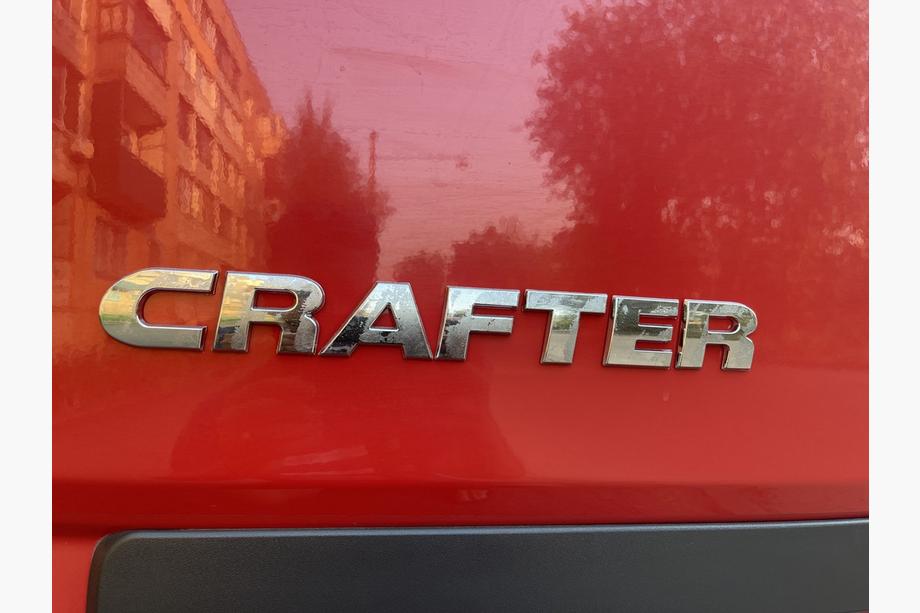 Volkswagen Crafter 2006–2016 Nápis Crafter (kurzíva) Image