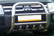 Mitsubishi Pajero Wagon IV 2006–2021 Přední ochranný rám QT011 (nerez) fotografie 3