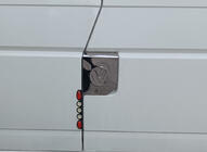 Volkswagen T4 Transporter 1990–2003 Nerezový kryt víčka palivové nádrže s logem (Carmos) fotografie 2