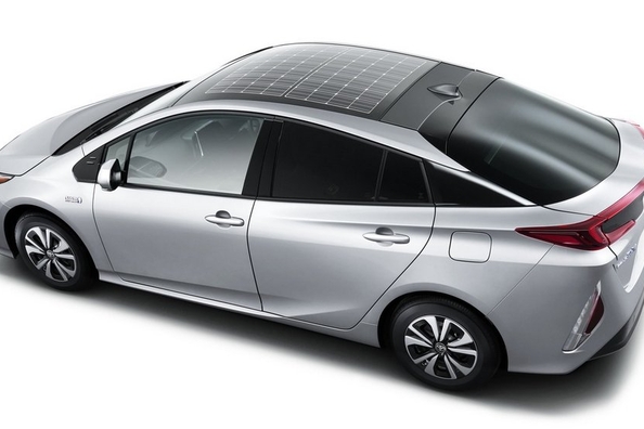 Panasonic spouští výrobu solárních baterií pro automobily