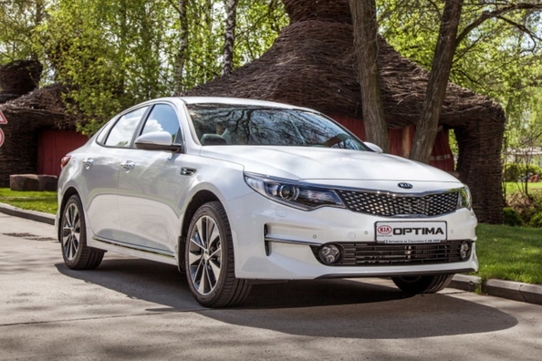 Recenze modernizovaného modelu Kia Optima