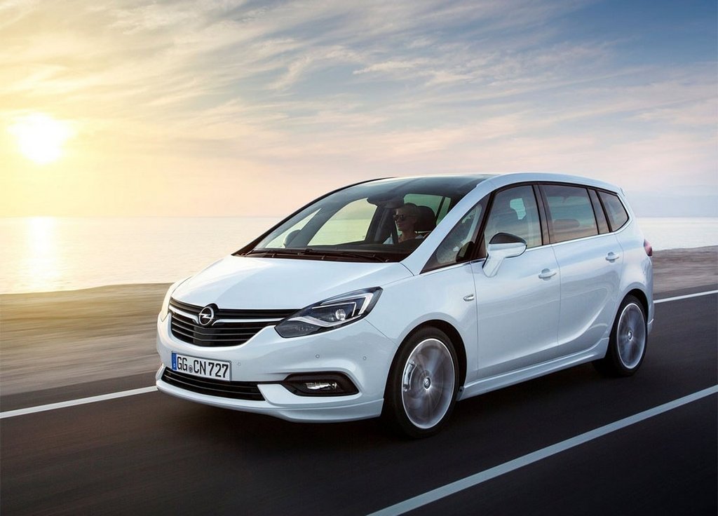 Test minivanu Opel Zafira nové generace