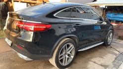 Mercedes GLE Coupé C292 2015–2019 Boční nášlapy (OEM) fotografie 5