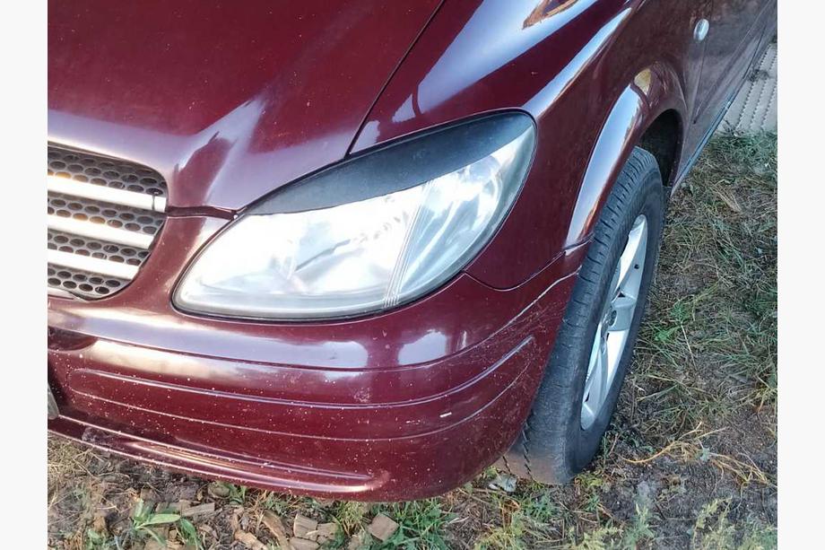 Mercedes Vito W639 2004–2014 Rovná mračítka na světlomety (2004-2010, 2 ks, plast) Fotografie 2