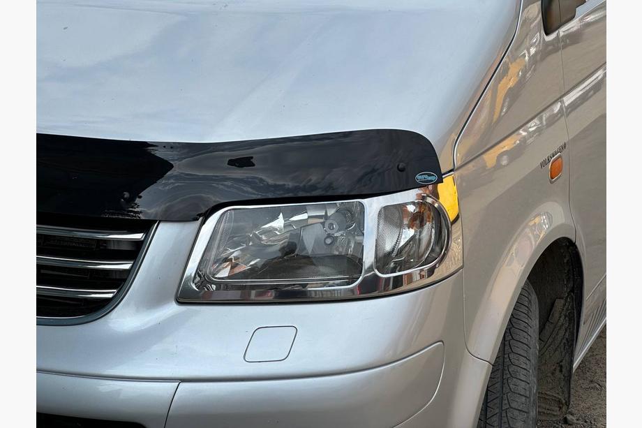 Volkswagen T5 Caravelle 2004–2010 Nerezové kryty předních světlometů (2 ks) Fotografie 3