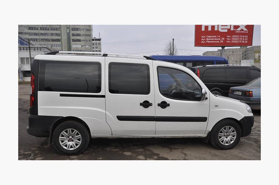 Fiat Doblo I 2005–2010 Chromované střešní ližiny Fotografie 18