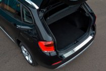 BMW X1 E84 2009–2015 Ochranná lišta na zadní nárazník OmsaLine (nerez) fotografie 1
