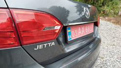 Volkswagen Jetta 2011–2018 Nerezová lišta nad SPZ OmsaLine (nerez) Chrom fotografie 1