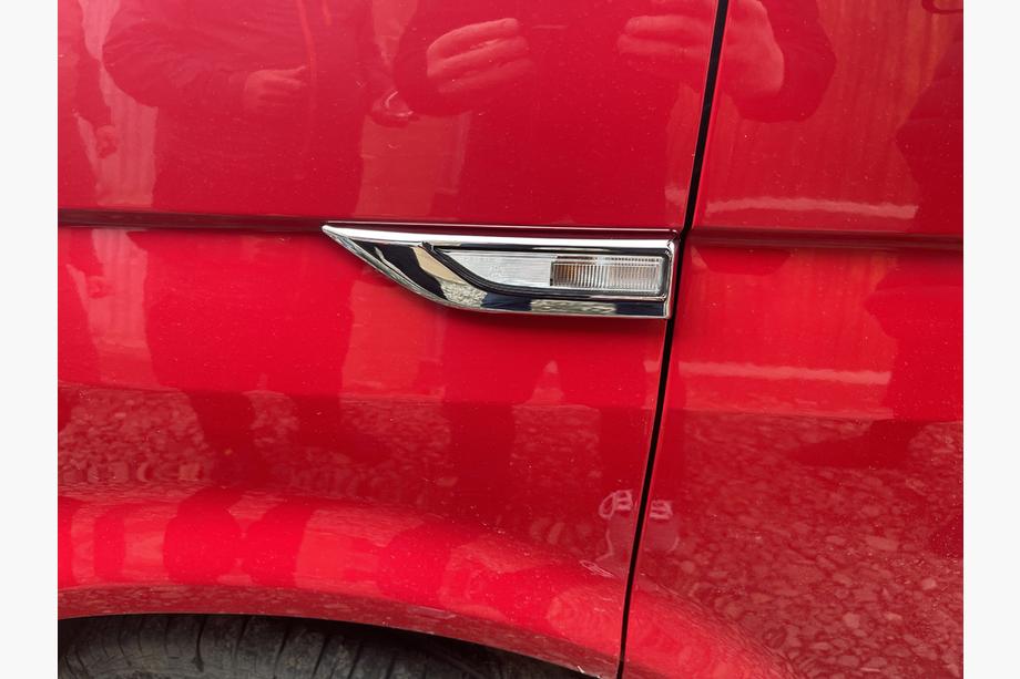 Volkswagen T6 2015–2024 Chromové kryty bočních směrovek 2015-2019 (2 ks, plast) Image