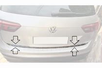 Volkswagen Tiguan 2016–2023 Nerezová lišta hrany víka kufru Carmos - turecká ocel fotografie 4