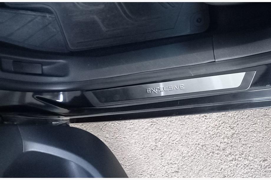 Citroen C-4 2010–2018 Nerezové kryty prahů Flexill (4 ks) Image