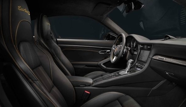 Recenze Porsche 911 Turbo S v edici Exclusive Series Fotografie 2