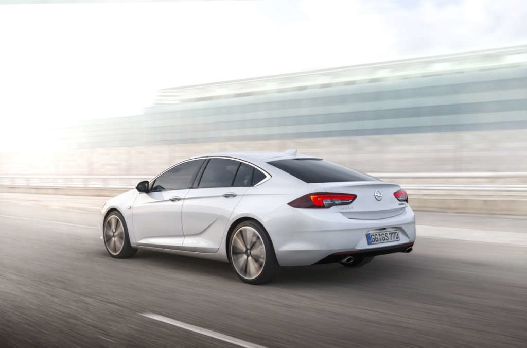 Recenze nového liftbacku Opel Insignia