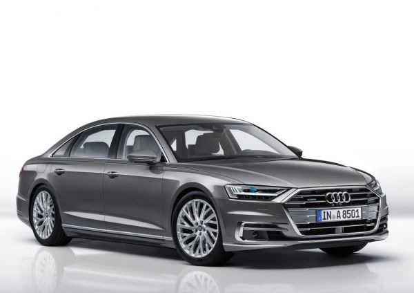 Recenze sedanu Audi A8 pro modelový rok 2018