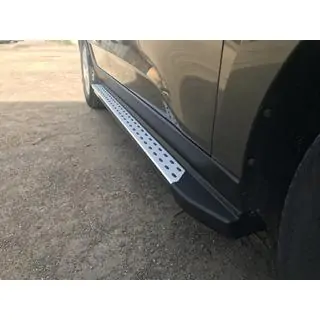 Boční prahy OEM-BMW-V2 (2 ks, plast)