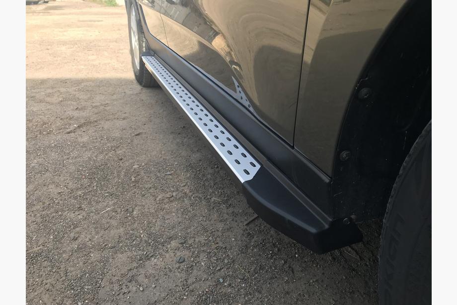 Hyundai IX-35 2010–2015 Boční prahy OEM-BMW-V2 (2 ks, plast) Image