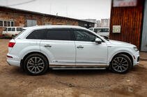 Audi Q7 2015–2026 Boční nášlapy OEM V1 (2 ks, hliník) fotografie 3
