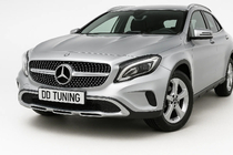 Mercedes GLA X156 2014–2019 Přední maska chladiče Diamond Silver (2014-2016) fotografie 5
