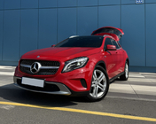 Mercedes GLA X156 2014–2019 Přední maska chladiče Diamond Silver (2014-2016) fotografie 1