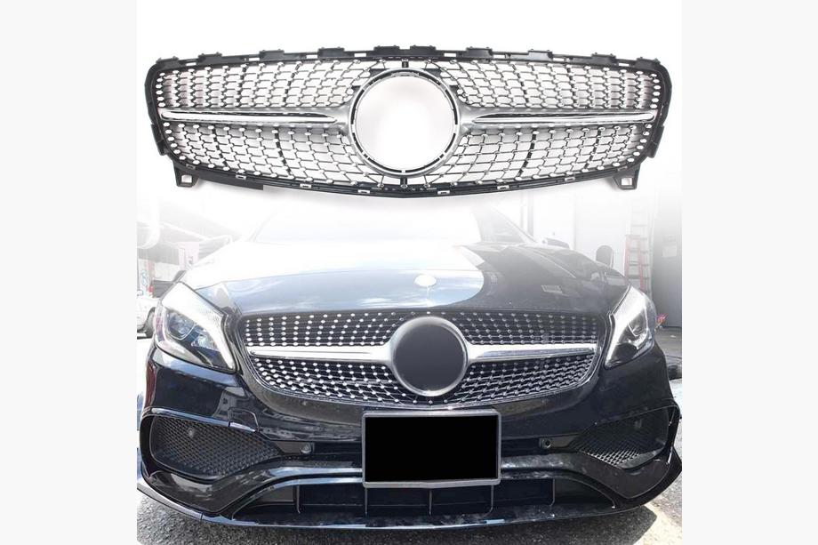 Mercedes A-class W176 2012–2018 Přední maska chladiče Diamond Silver (2015-2018) Fotografie 1