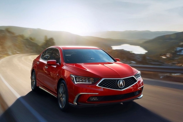 Představen modernizovaný sedan Acura RLX
