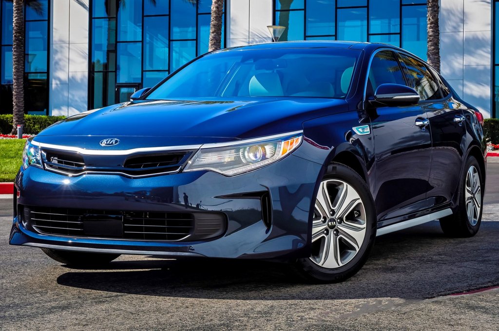 Recenze Kia Optima Hybrid 2017