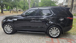 Land Rover Discovery V 2017– Boční prahy (2 ks) fotografie 1